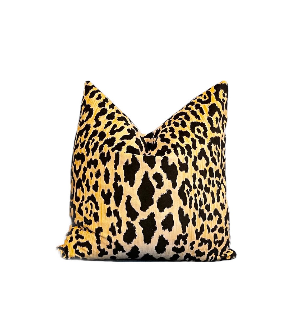 Cheetah Velvet Throw Pillow