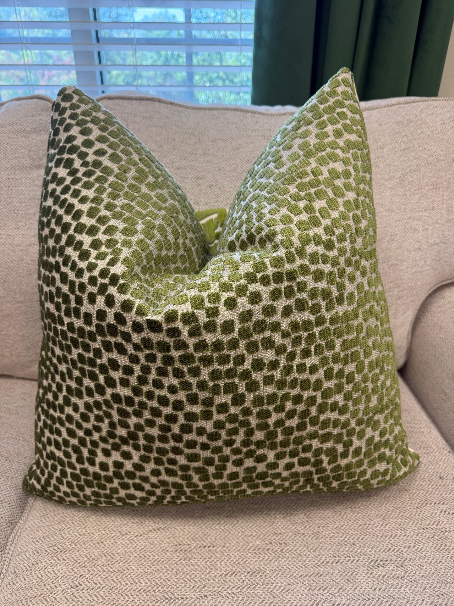 Bone & Green Trim Throw